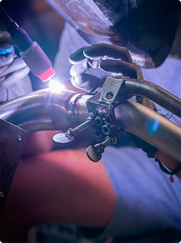 Black Duck Tech welding of high-performance exhausts, made in Spain, CE approved and lifetime warranty