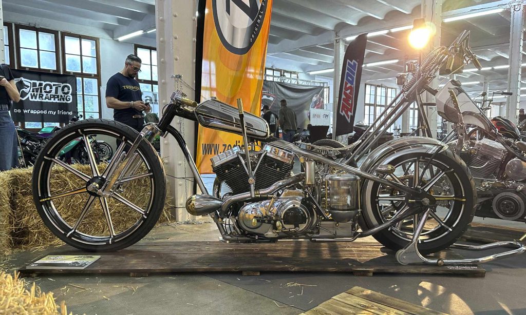 Una motos más comentadas del evento custom, impresionante trabajo de customización.