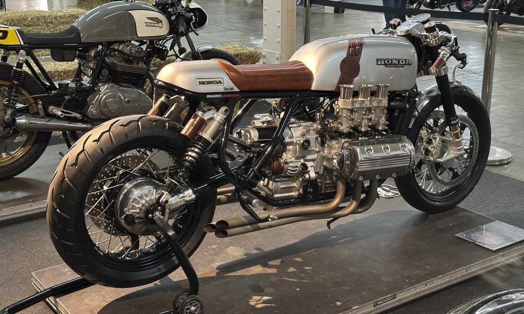La moto custom ganadora del certamen , la moto que mejor representa la cultura custom europea.
