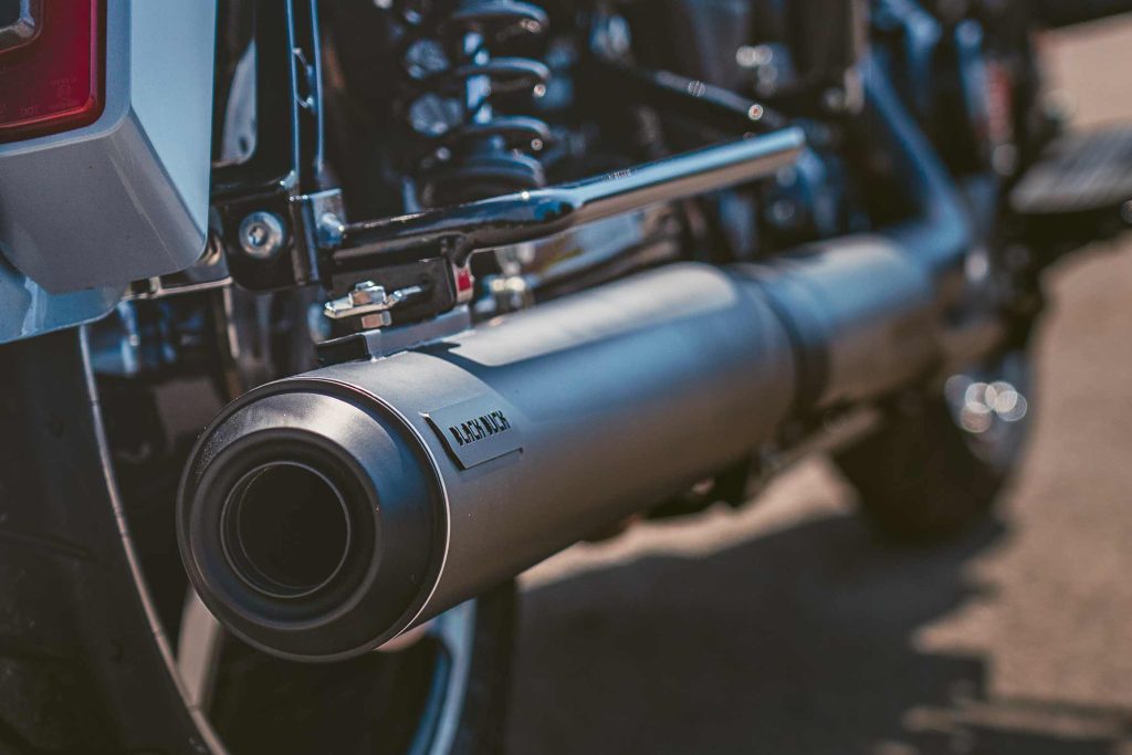 Escapes 2 en 2 premium para Harley Davidson Touring