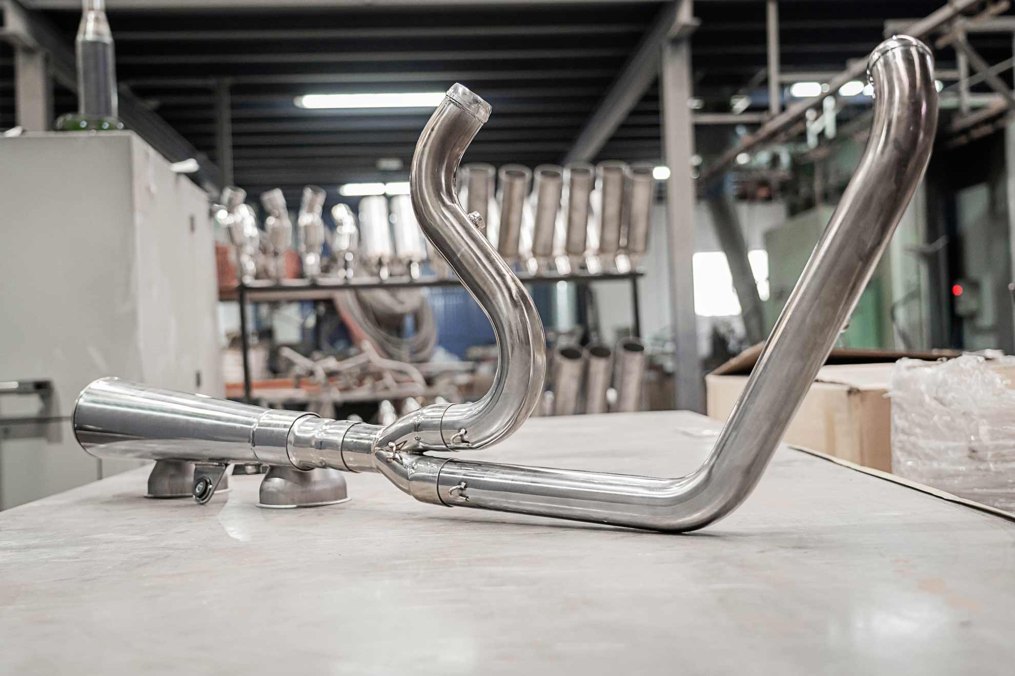 Diseño y fabricación de escapes Harley Davidson